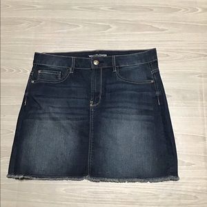 .Wallflower denim dark wash skirt. 9